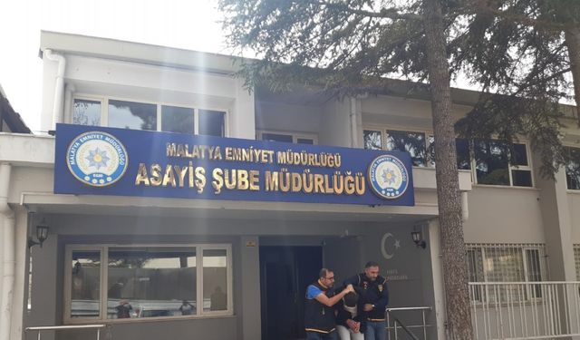 Malatya’da ilginç dolandırıcılık olayı: Bilezik siparişini sahibi gibi alarak kuyumcuyu dolandırdı
