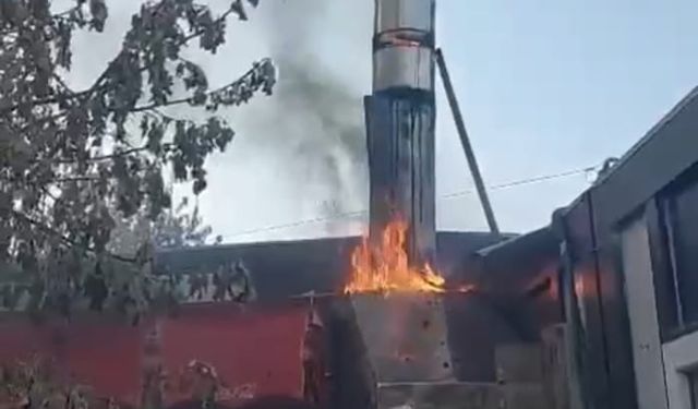Malatya’da konteyner iş yerinde yangın