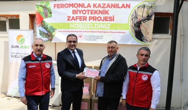 Manisalı çiftçilere salkım güvesine karşı biyolojik destek