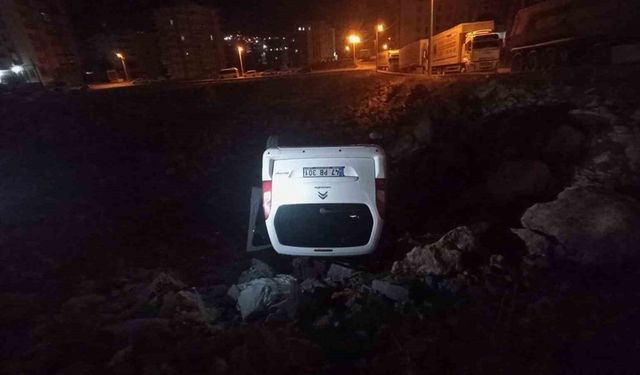Mardin’de kamyonet devrildi: 1 yaralı