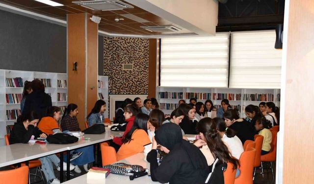 Mazıdağı Belediyesi’nden ’kütüphane kapatılsın’ ihtarnamesi