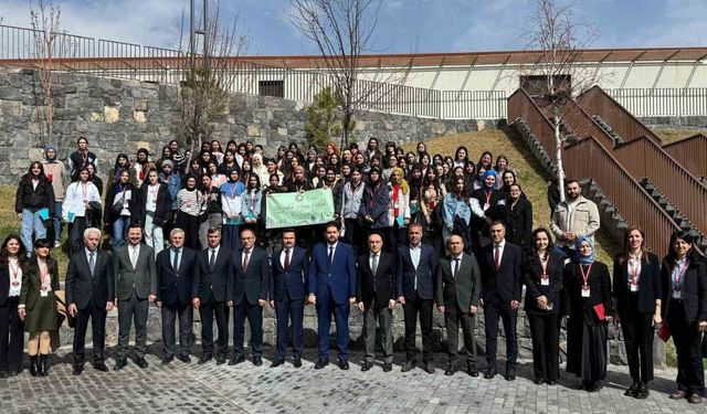 "Maziden Atiye Ahlat" programı yeniden başladı