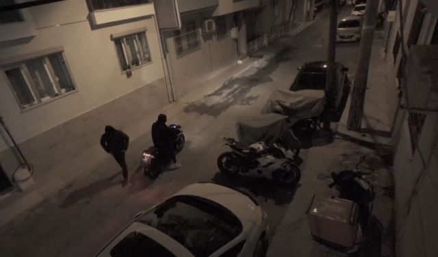 Motosikletin hız göstergesini çaldılar
