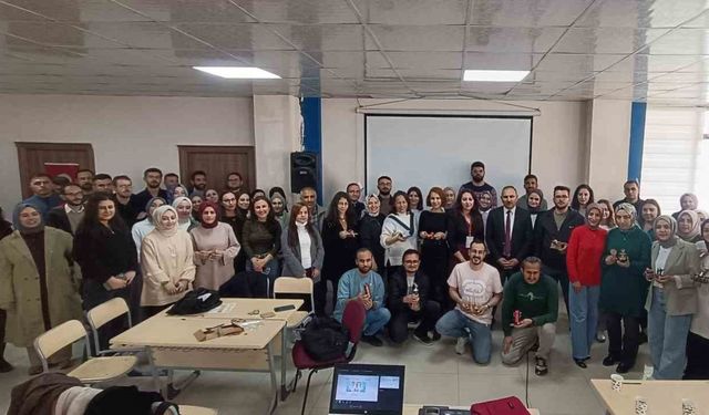 Muradiye’de öğretmenlere yönelik STEM çalıştayı düzenlendi
