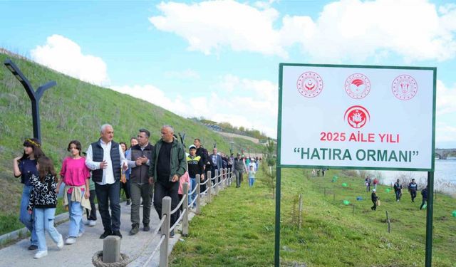 Muş’ta "2025 Aile Yılı Hatıra Ormanı" kuruldu