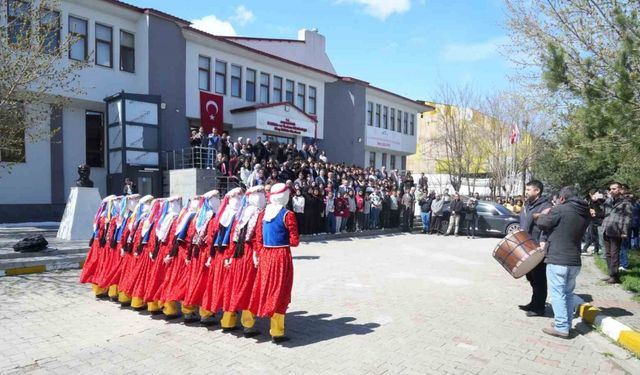 Muş’ta Turizm Haftası renkli etkinliklerle kutlandı