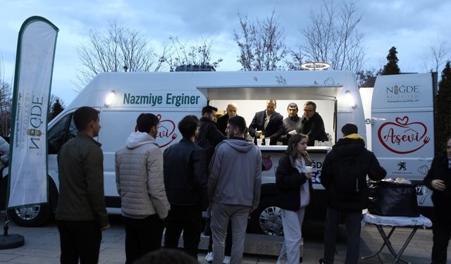 Niğde Belediyesi’nden öğrencilere çorba ikramı