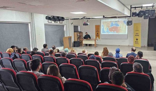 Öğretmen Akademileri etkinlikleri sürüyor