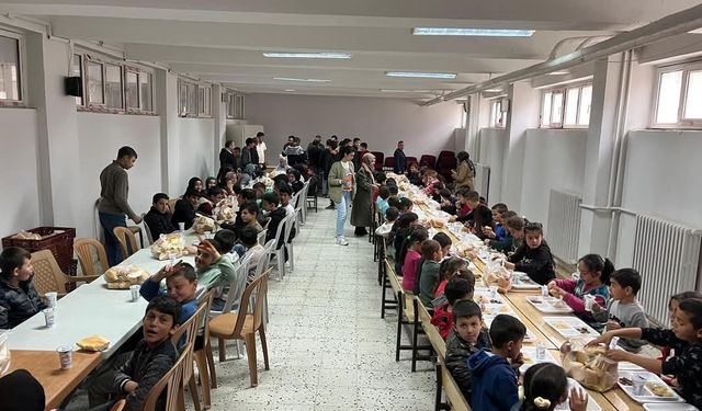 Özükavak Belediyesinde yağmur duasına çıkıldı