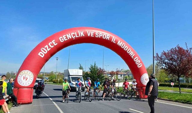Pedallar okul sporları için döndü