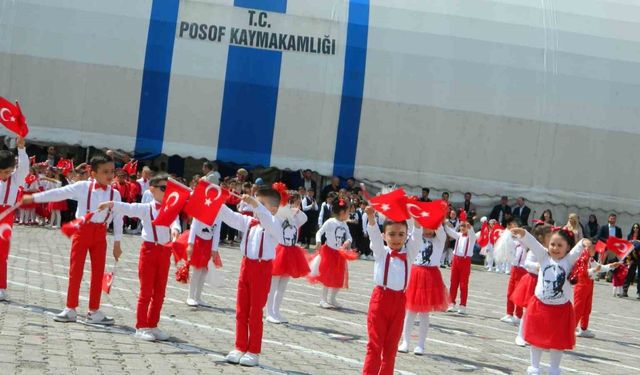 Posof’ta 23 Nisan coşkusu