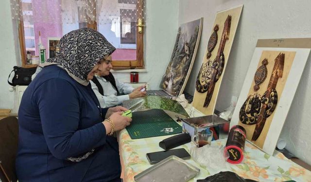 Rölyef, ev hanımlarının ve emeklilerin yeni tutkusu oldu