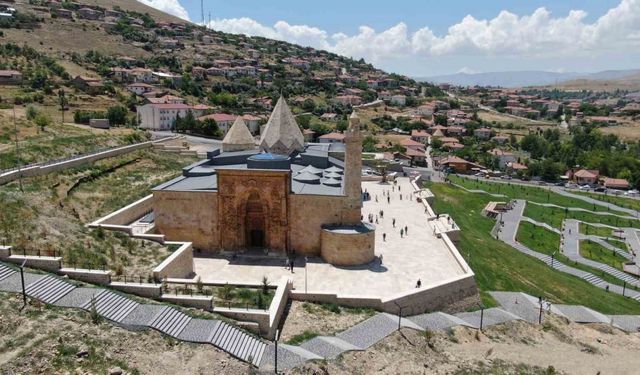 Selçuklu mirası motifler, ahşap ve bakırda yeniden hayat buluyor
