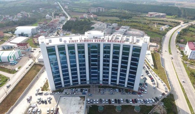 Sinop’ta bıçaklı kavga: 1’i ağır 2 yaralı