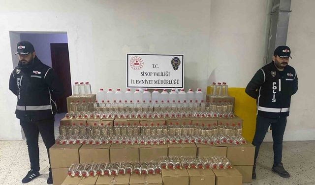 Sinop’ta bin 300 litre sahte alkol ele geçirildi