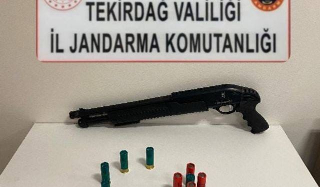 Tekirdağ’da jandarmadan ruhsatsız silah operasyonları