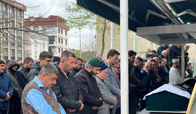 Tekirdağ’da miras kavgasında öldürülen 3 kişi son yolculuğuna uğurlandı