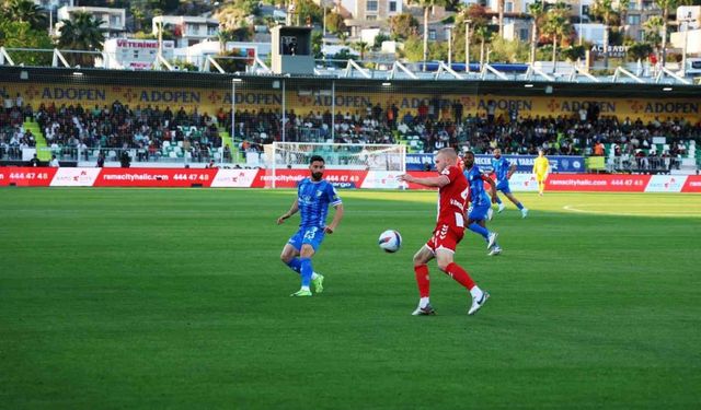 Trendyol Süper Lig: Bodrum FK: 1 - Samsunspor: 2 (İlk yarı)