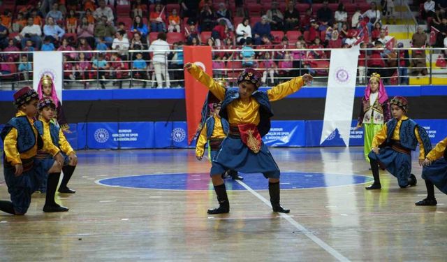 Ulusal Egemenlik ve Çocuk Bayramı Burdur’da coşkuyla kutlandı
