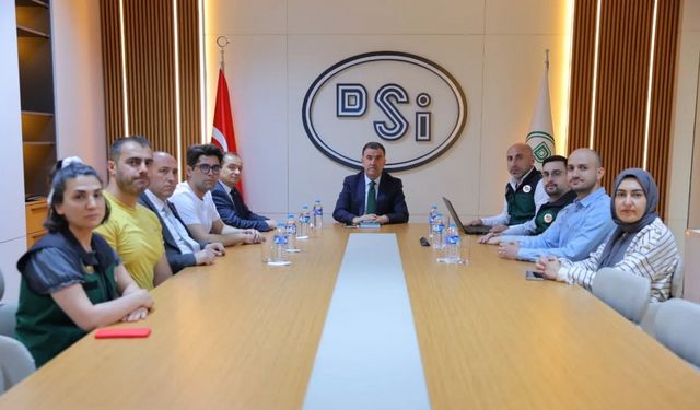 Vali Eldivan DSİ çalışmaları hakkında bilgi aldı