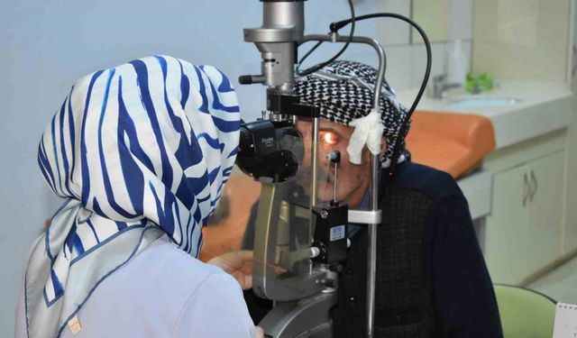 Van’da başarılı kornea nakli: 64 yaşındaki hasta yeniden gördü