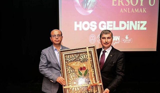 Yeşilyurt Belediyesi’nden Mehmet Akif Ersoy’u anlama etkinliği