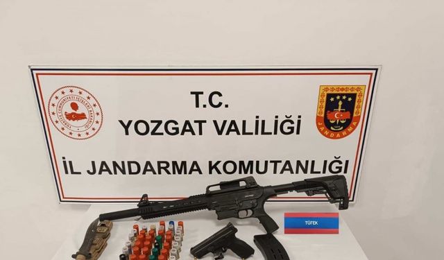 Yozgat’ta ruhsatsız tabanca ve av tüfeği ele geçirildi