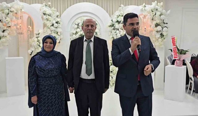 Zonguldaklı çift, 40. evlilik yıl dönümünü düğünle kutladı