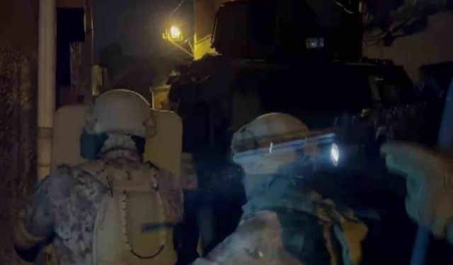 Adana merkezli 23 ilde silah kaçakçılığı operasyonu: 21 tutuklama