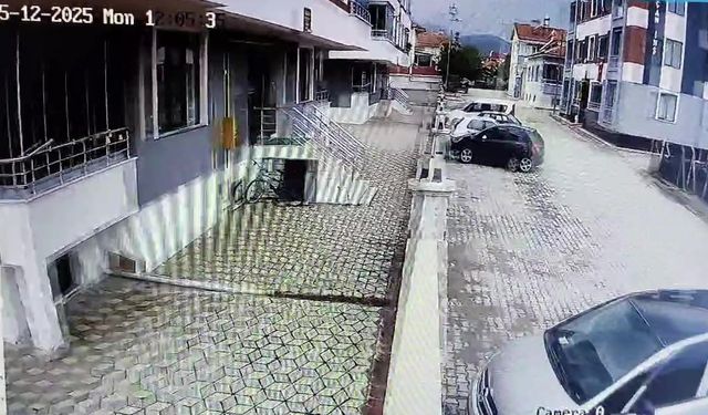 Amasya’da deprem anı kamerada