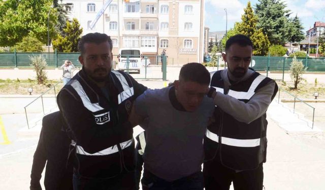 Annesini bıçaklayarak öldüren şahıs alkollü çıktı