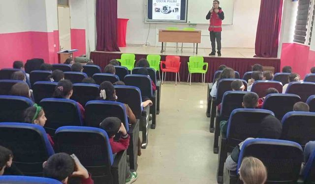 Bandırma emniyeti öğrenciler için sahada 490 noktada denetim