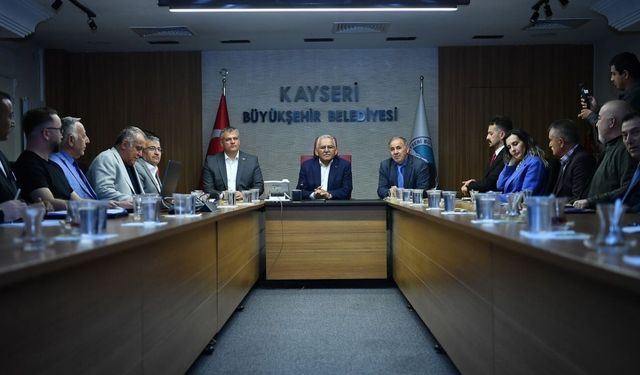 Başkan Büyükkılıç’a yazılımı tamamlanan ‘Muhtarlık Bilgi Sistemi’ sunumu