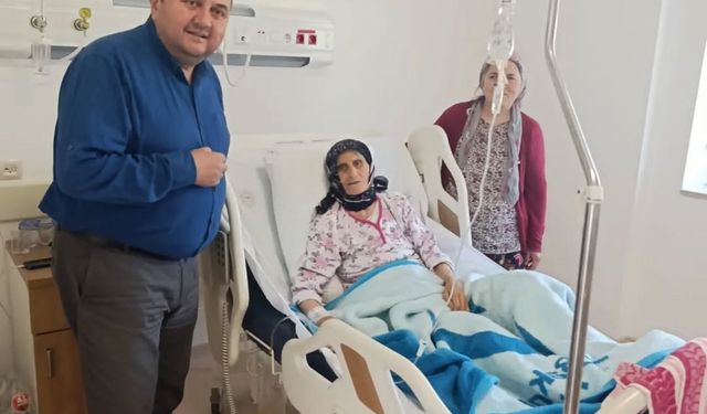 Başkan Gülmez’den anlamlı Anneler Günü ziyareti