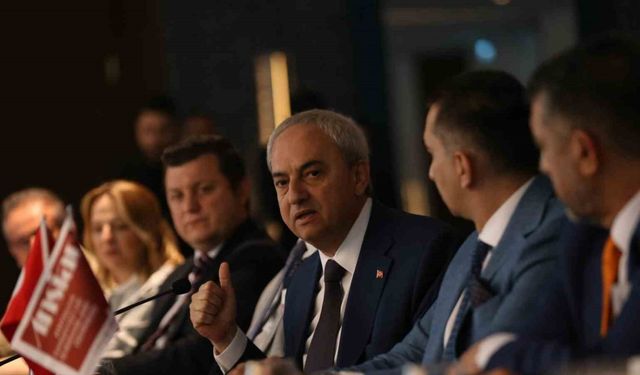 Başkan Kocagöz’den iş insanlarına ’Kepez’i birlikte yönetelim’ çağrısı