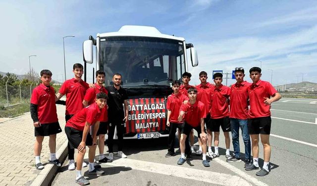 Battalgazi Belediyesi’nin spor yatırımları meyvesini veriyor