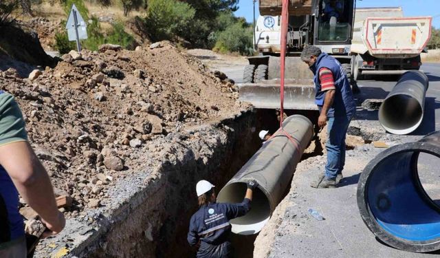 Bodrum’da sürekli patlayan su isale hatları değişiyor