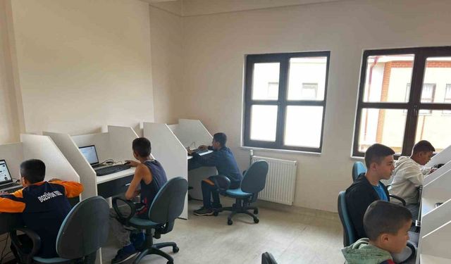 Bozüyük Çocuk Evleri Sitesi’nde ’Bilgisayar sınıfı’ kazandırıldı