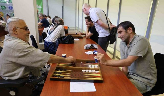 Bursa’da zarlar eşitlik için atıldı