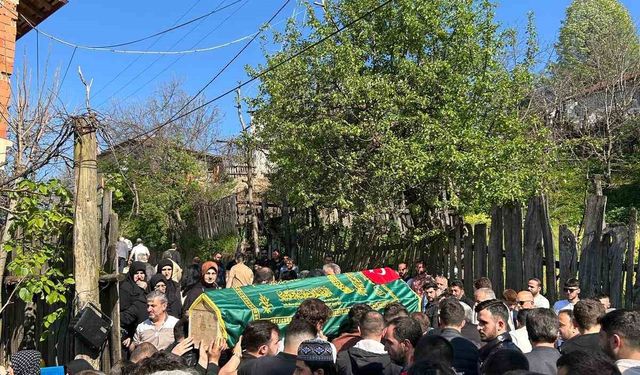 Bursa’daki feci kazada hayatını kaybeden genç sürücü toprağa verildi