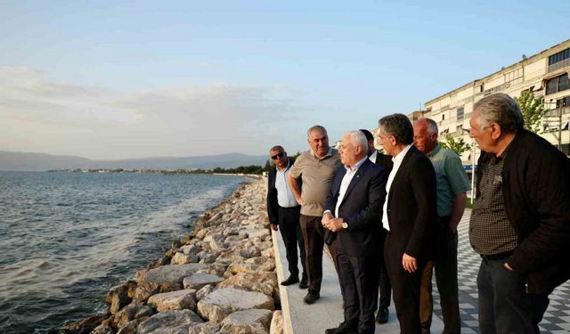 Büyükşehir’den Kurşunlu sahil yoluna otopark müjdesi