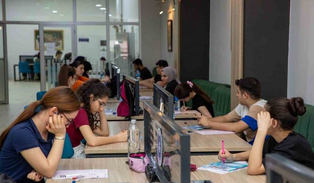 Büyükşehir’den üniversite adaylarına sınav provası