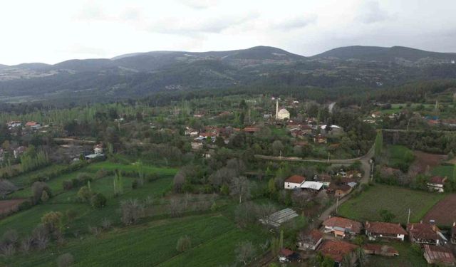 Caminin tamamlanması için arsasını bağışladı