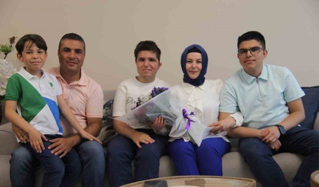 Çocuklarına en iyi şekilde bakıyor, başarılı bir avukat olmak istiyor