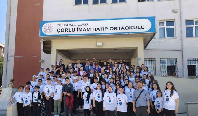 Çorlu İmam Hatip Ortaokulu’ndan Bilim Fuarı