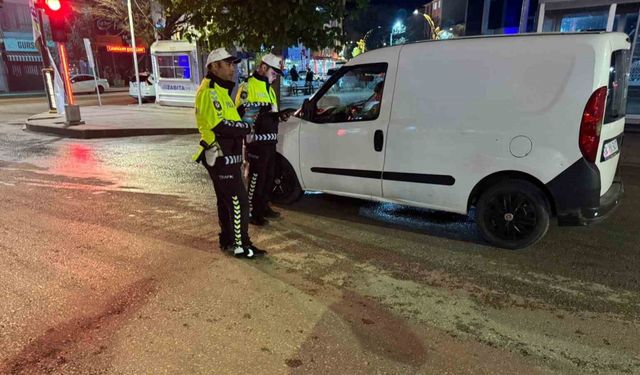 Çorum’da polis ekiplerinden ehliyet kemeri uygulaması