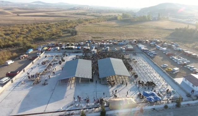 Çorum’da şap hastalığı tespit edilen köy karantinaya alındı, hayvan pazarı kapatıldı