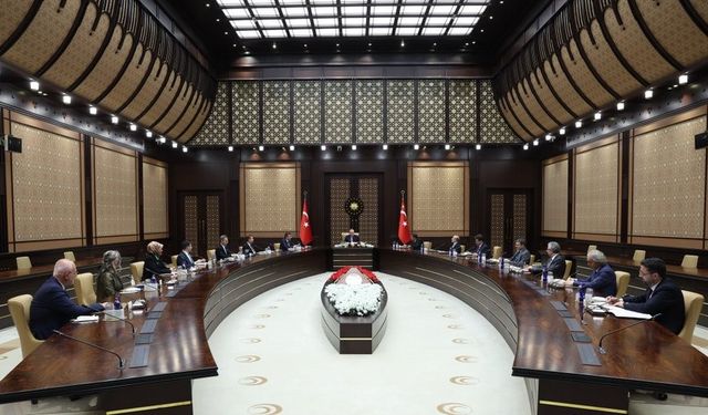 Cumhurbaşkanı Erdoğan, Cumhurbaşkanlığı Politika Kurullarının başkanvekillerini kabul etti