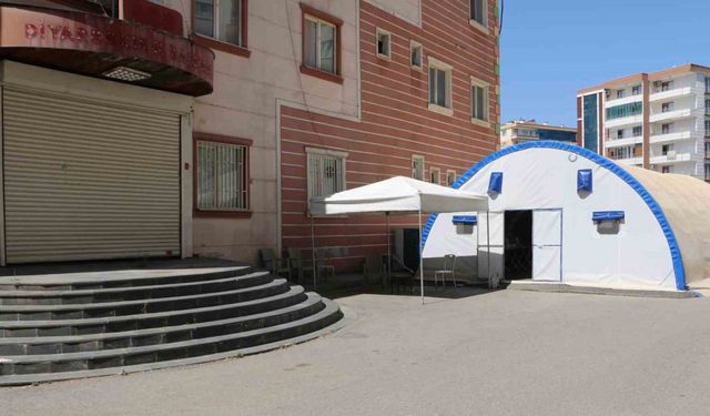 Diyarbakır’da anne ve babaların evlat nöbeti devam ediyor