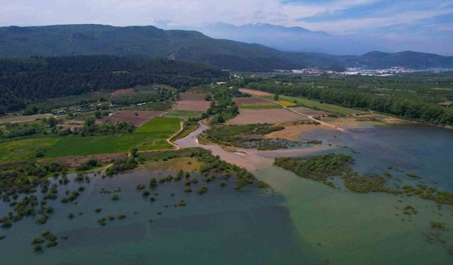 DSİ göl havzasından "çıkın" diyor çiftçiler 45 gün süre istiyor